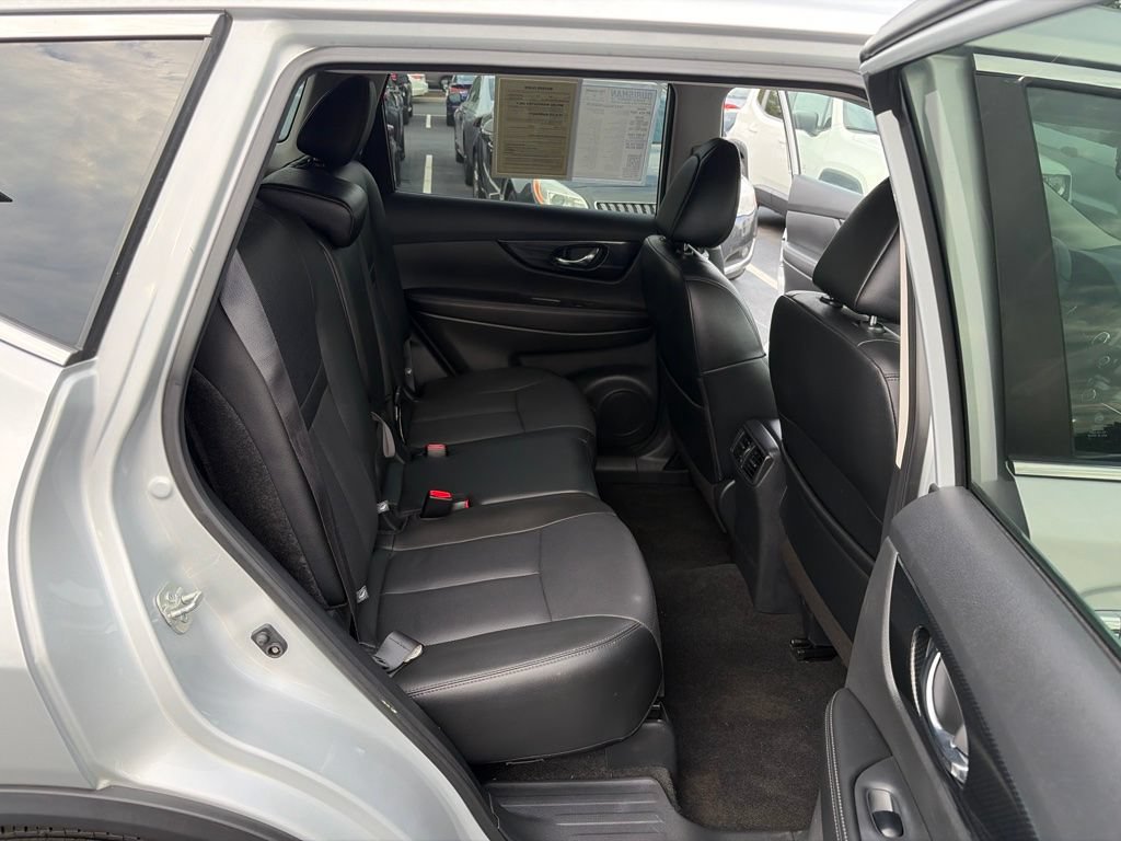 Used 2019 Nissan Rogue SL w/ Premium Package AWD/4WD image 27