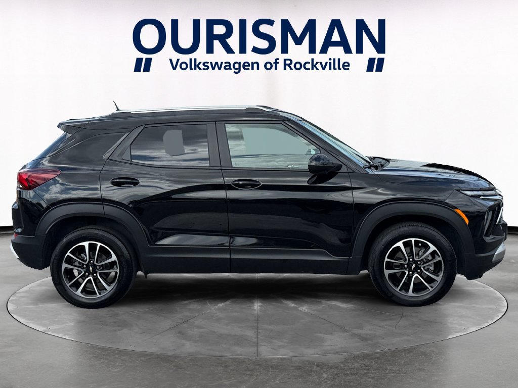 Used 2024 Chevrolet TrailBlazer LT AWD/4WD image 7