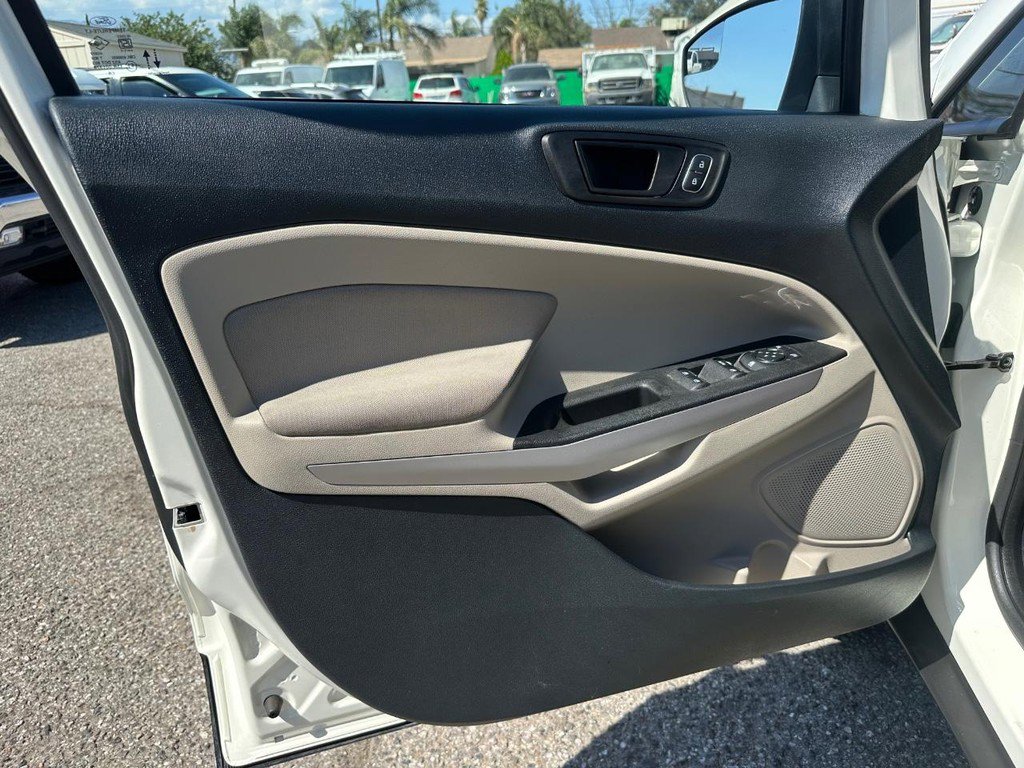 Used 2022 Ford EcoSport S AWD/4WD image 13