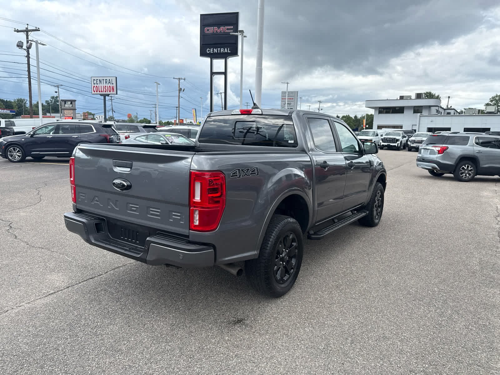 Used 2023 Ford Ranger XLT w/ Equipment Group 302A High AWD/4WD image 5