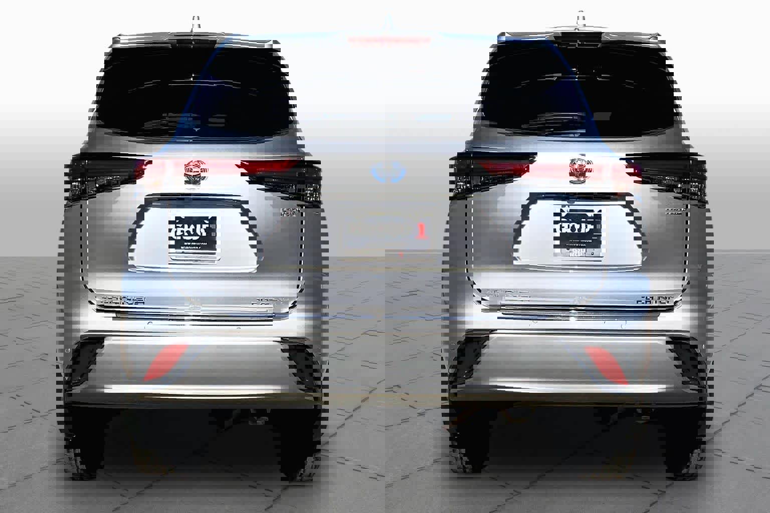 Used 2020 Toyota Highlander Platinum AWD/4WD image 5