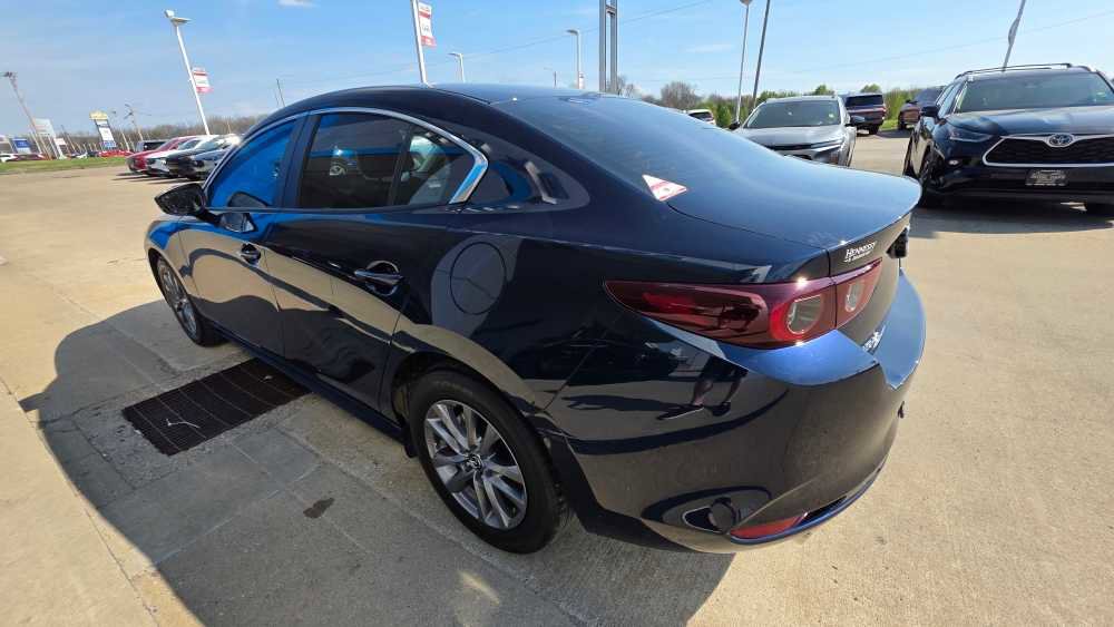 Used 2024 MAZDA MAZDA3 s image 3