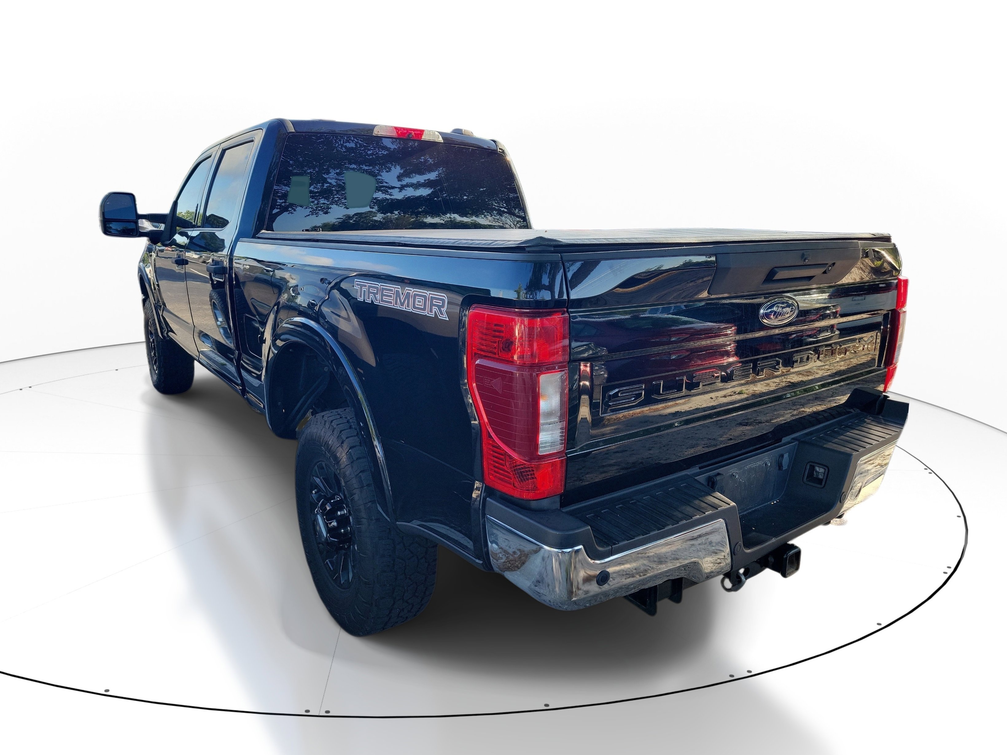 Used 2020 Ford F250 XLT w/ Tremor Off-Road Package AWD/4WD image 4