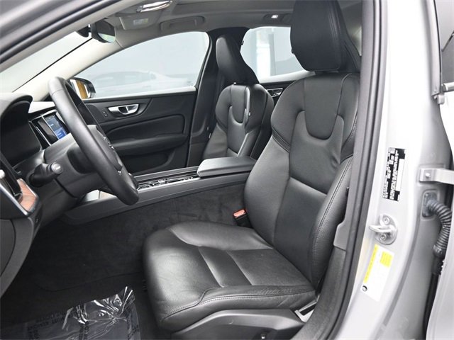 Used 2023 Volvo S60 B5 Plus w/ Climate Package image 9