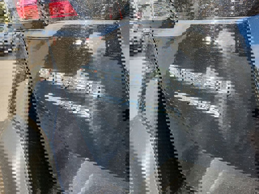 Used 2025 Subaru Outback Touring image 31