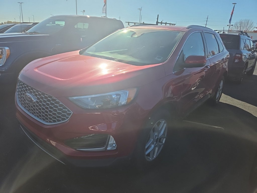 Certified 2024 Ford Edge SEL w/ Convenience Package AWD/4WD image 9