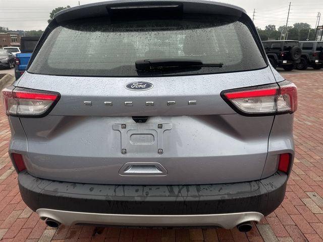 Used 2022 Ford Escape S FWD image 9