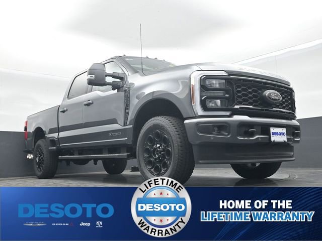 New 2026 Ford F250 Lariat w/ Black Appearance Package image 45