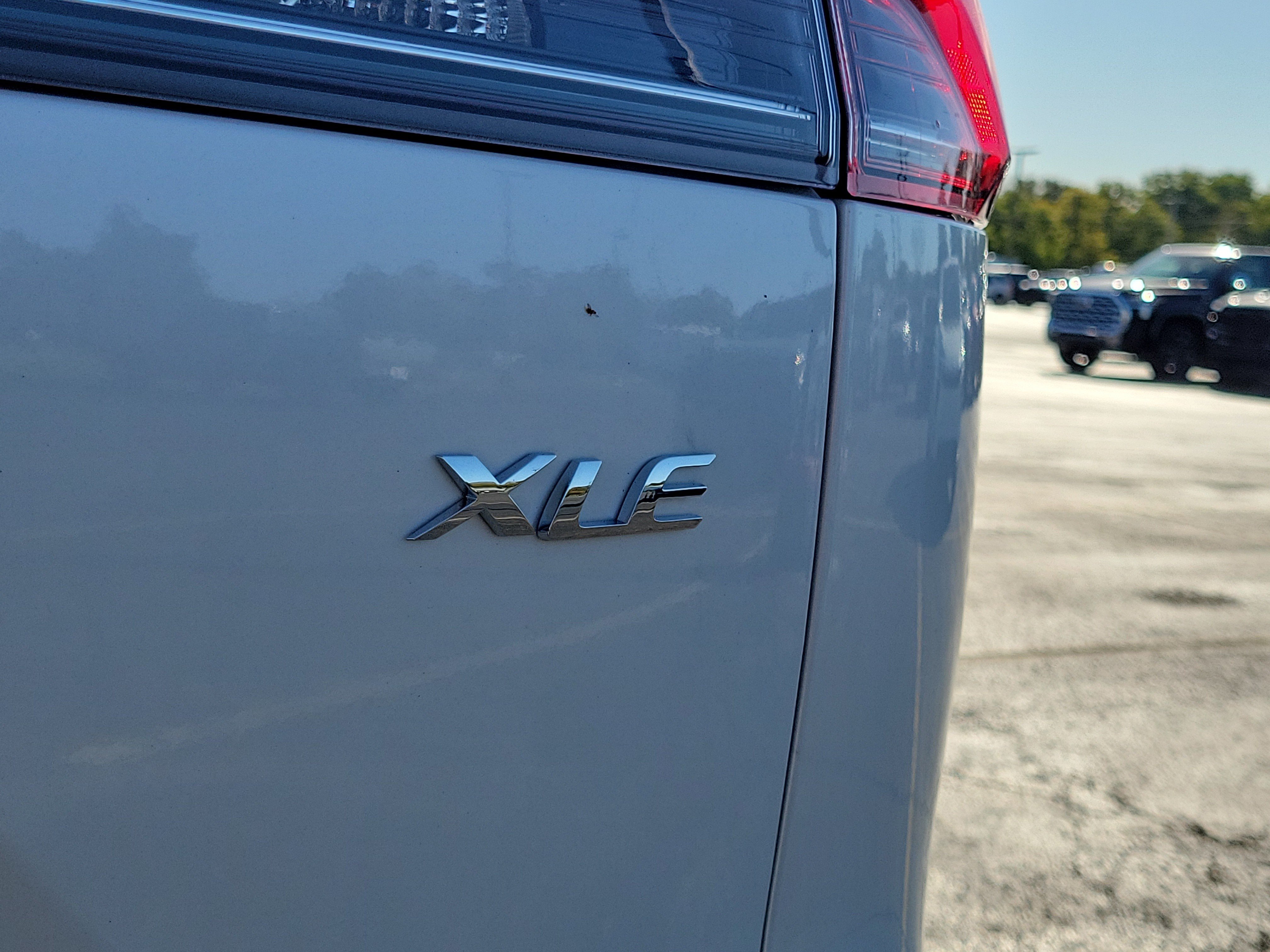 New 2026 Toyota Corolla Cross XLE w/ Convenience Package FWD image 7
