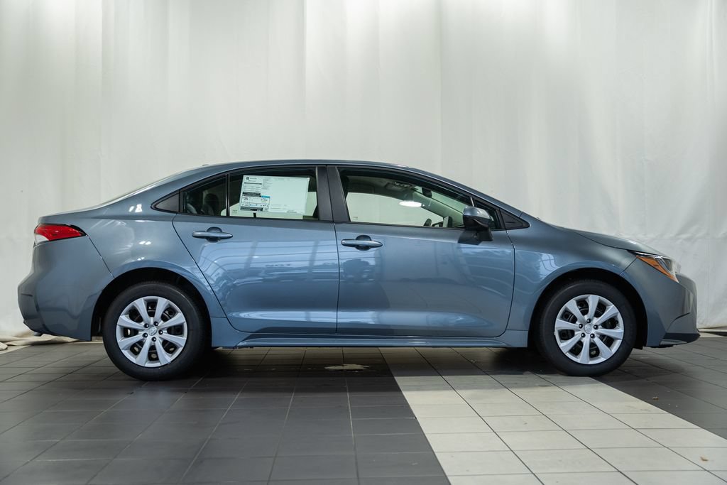 New 2026 Toyota Corolla LE FWD image 3