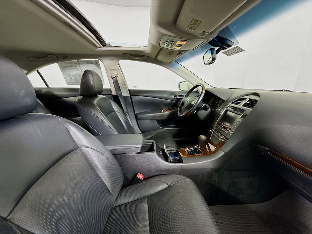 Used 2010 Lexus ES 350 image 29