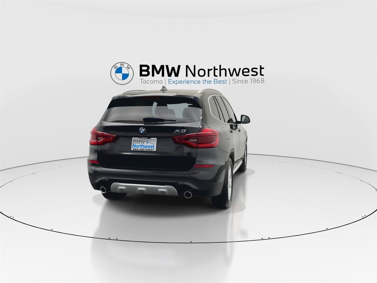 Used 2018 BMW X3 xDrive30i AWD/4WD image 2