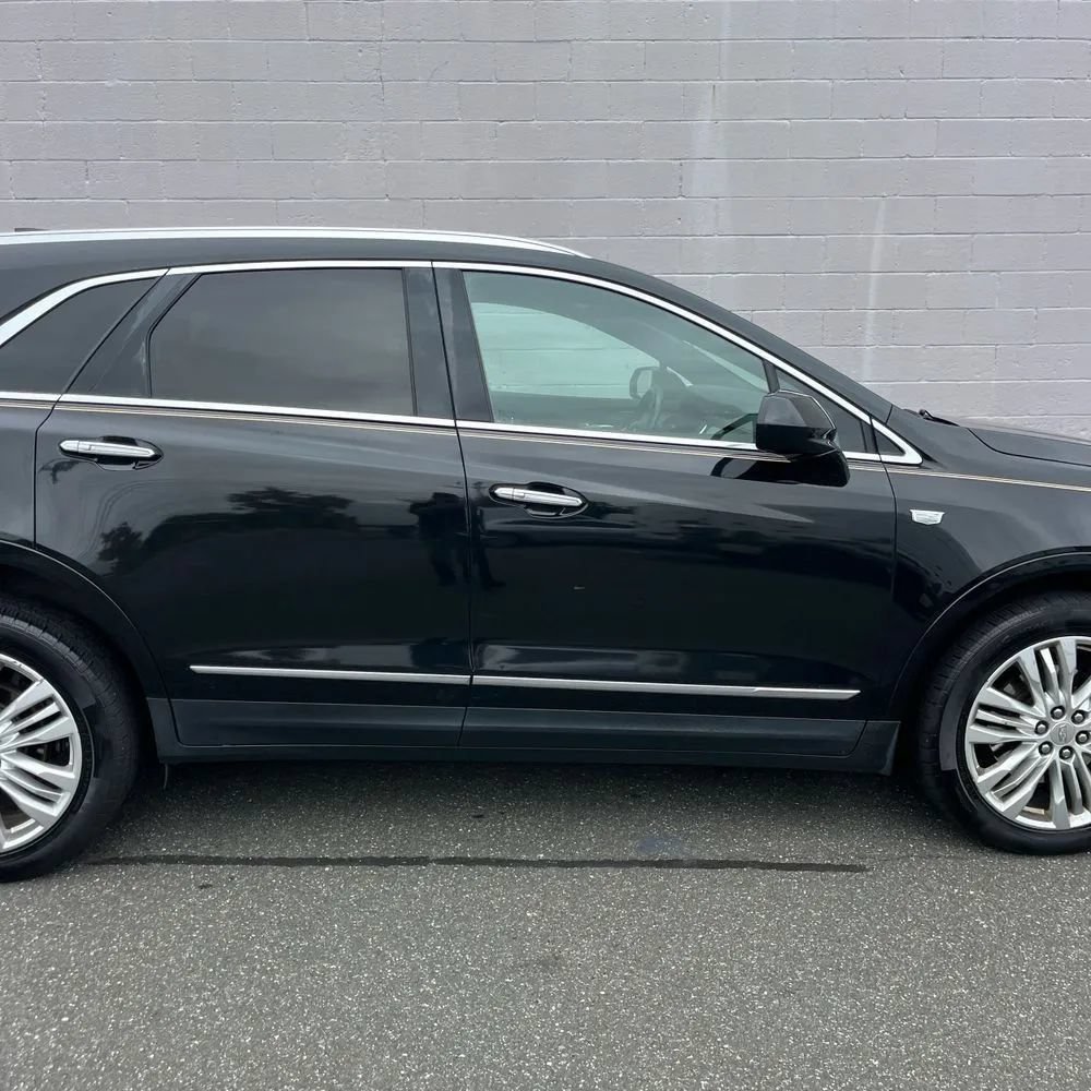 Used 2017 Cadillac XT5 Premium Luxury AWD/4WD image 11