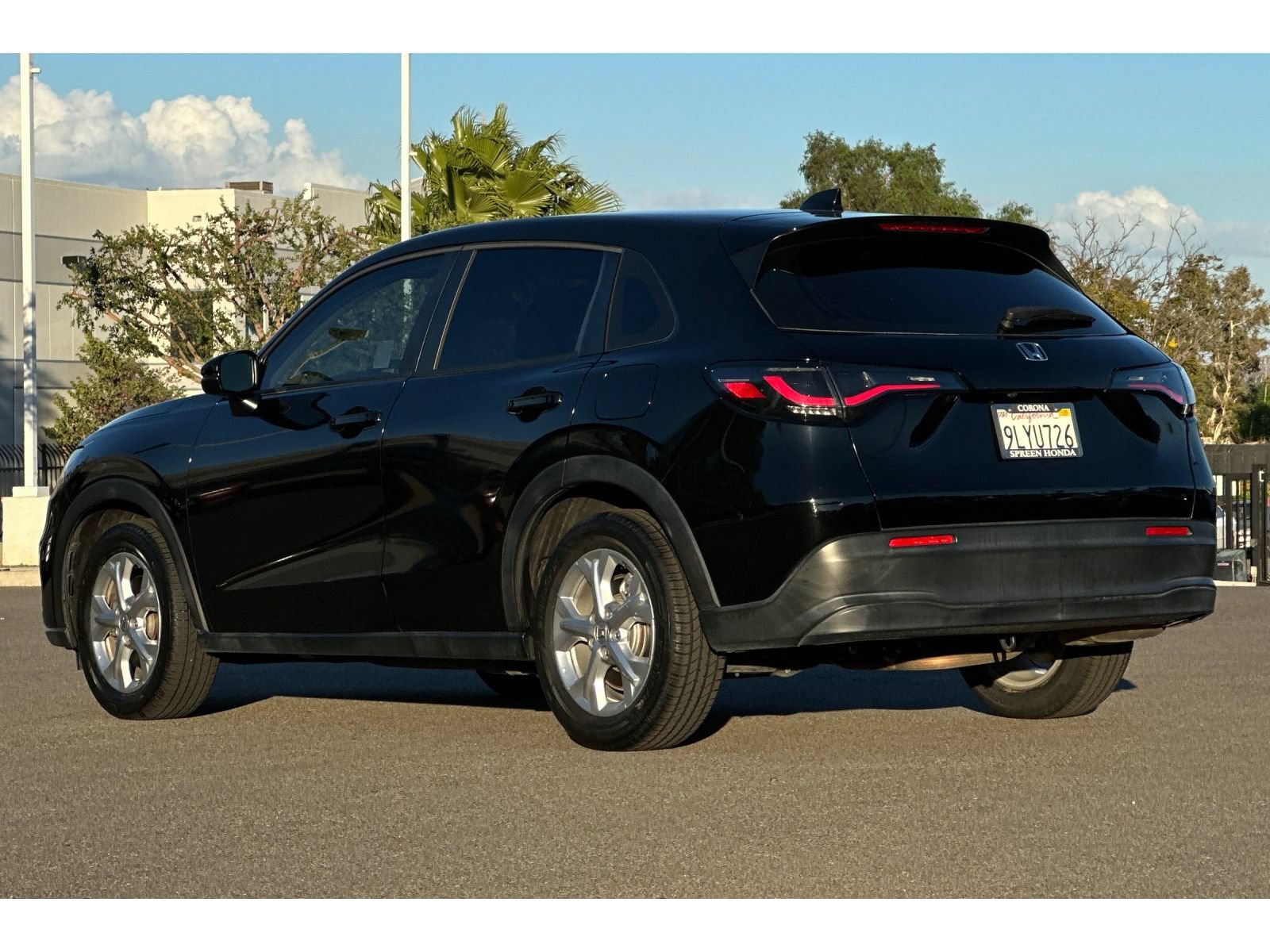 Used 2024 Honda HR-V LX image 3