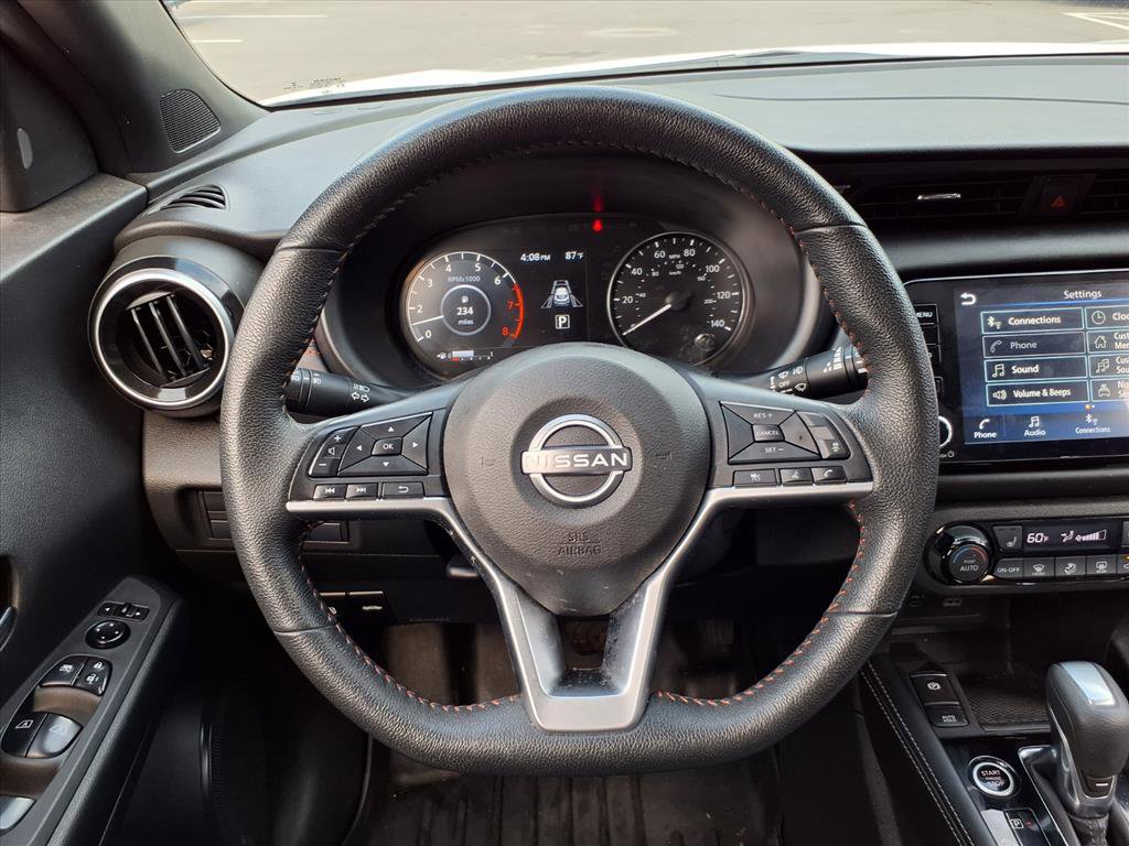 Certified 2023 Nissan Kicks SR w/ SR Premium Package image 16