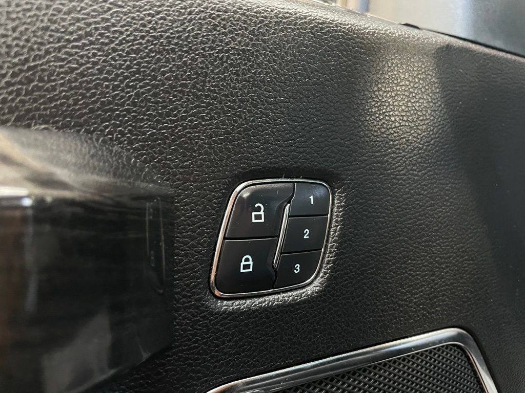 Used 2017 Ford F350 Lariat w/ Lariat Ultimate Package image 30