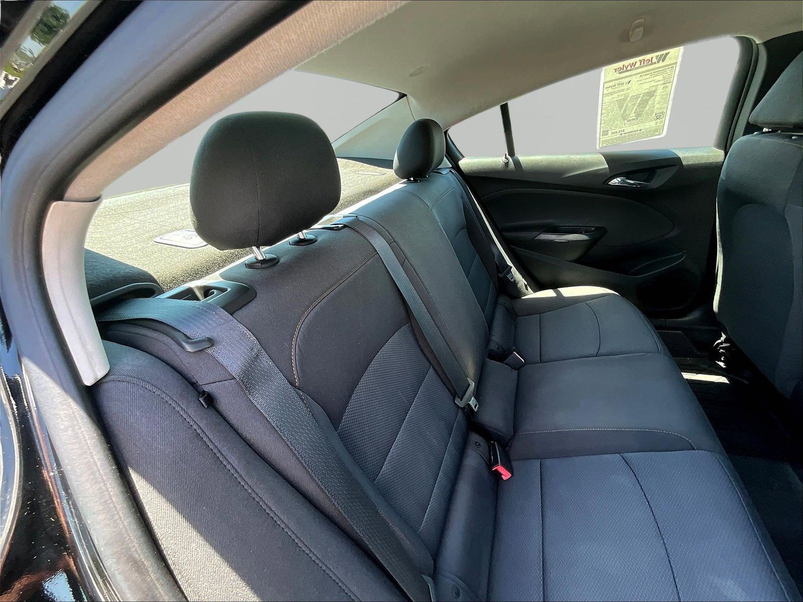 Used 2018 Chevrolet Cruze LS FWD image 23