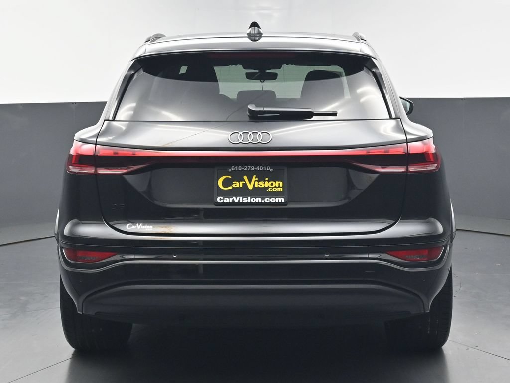 Used 2025 Audi Q6 e-tron Premium Plus w/ Premium Plus AWD/4WD image 4