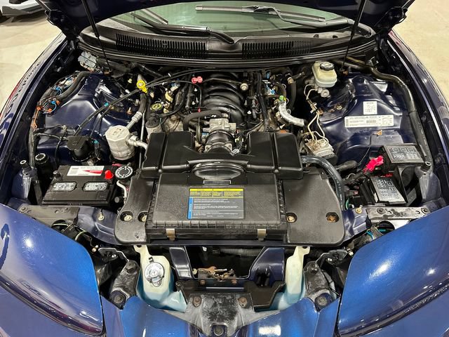 Used 2000 Pontiac Firebird Formula w/ Security Pkg RWD image 24