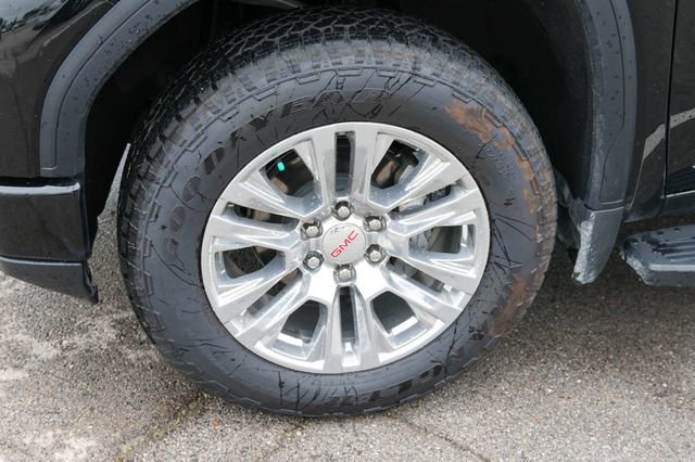 Used 2025 GMC Sierra 1500 Denali image 7