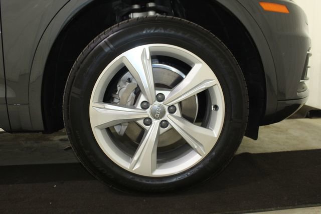 Used 2020 Audi Q5 2.0T Premium AWD/4WD image 30