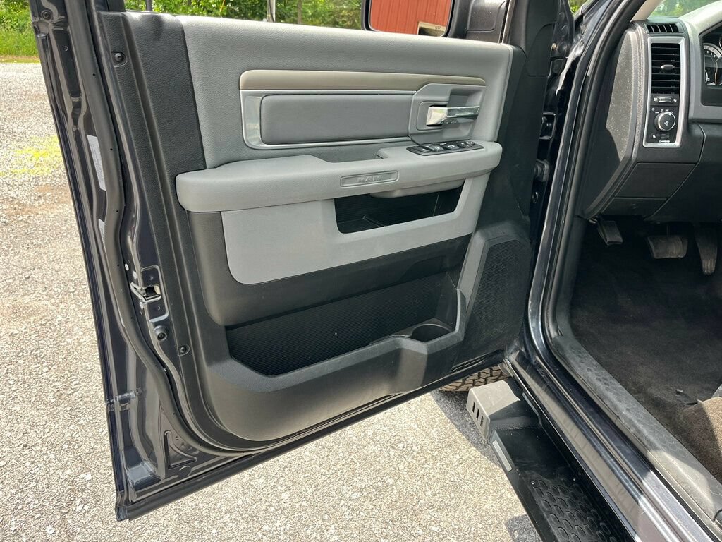 Used 2017 RAM 1500 Big Horn AWD/4WD image 19