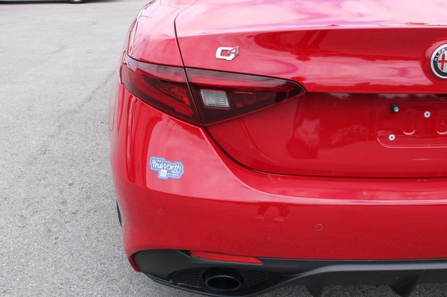 Used 2022 Alfa Romeo Giulia Veloce AWD/4WD image 39