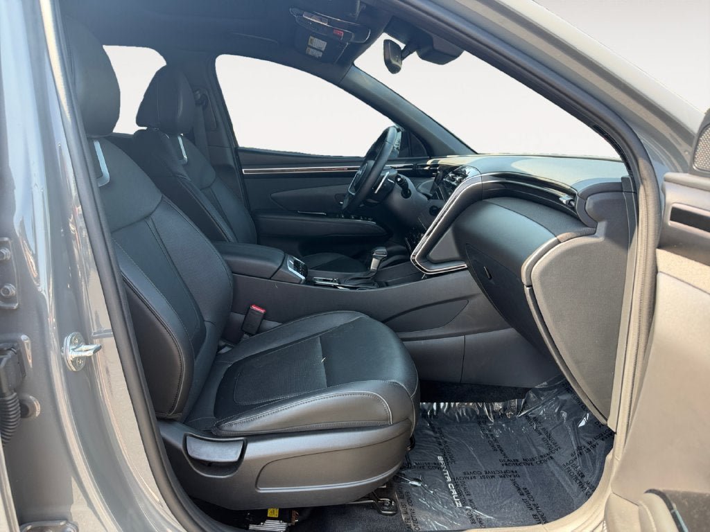 Used 2022 Hyundai Santa Cruz Limited AWD/4WD image 25