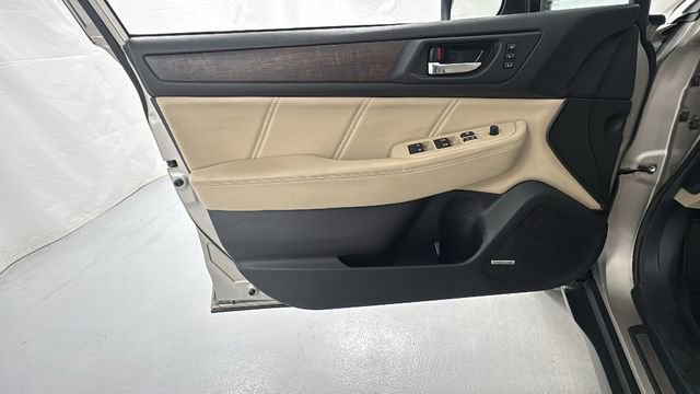 Used 2019 Subaru Outback 2.5i Limited w/ Popular Package #2 image 19