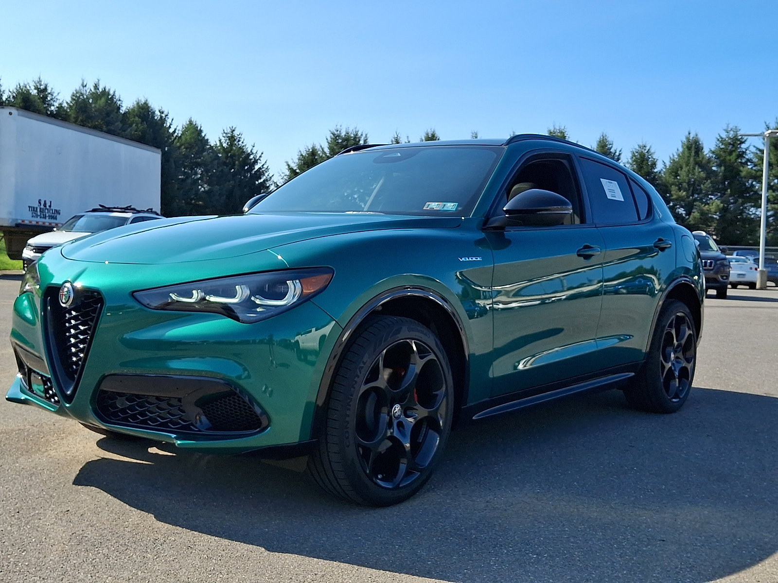 New 2026 Alfa Romeo Stelvio Sprint AWD/4WD image 3