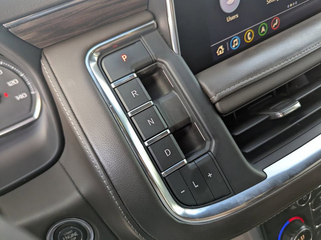 Certified 2021 Chevrolet Suburban Z71 w/ Luxury Package image 24