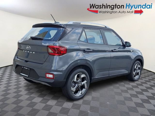 New 2026 Hyundai Venue SEL FWD image 6