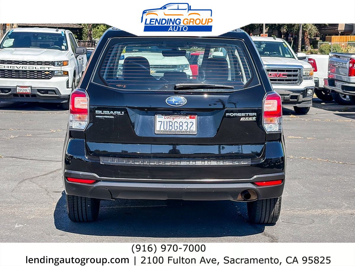 Used 2017 Subaru Forester 2.5i w/ Alloy Wheel Package AWD/4WD image 3