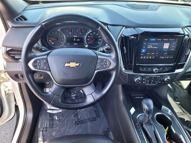 Used 2023 Chevrolet Traverse LT image 9