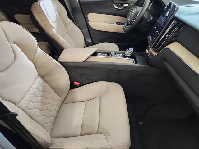 New 2026 Volvo XC60 B5 Plus w/ Protection Package Premier image 3