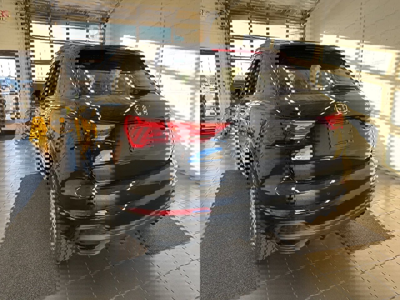 New 2025 Audi Q3 2.0T Premium image 6