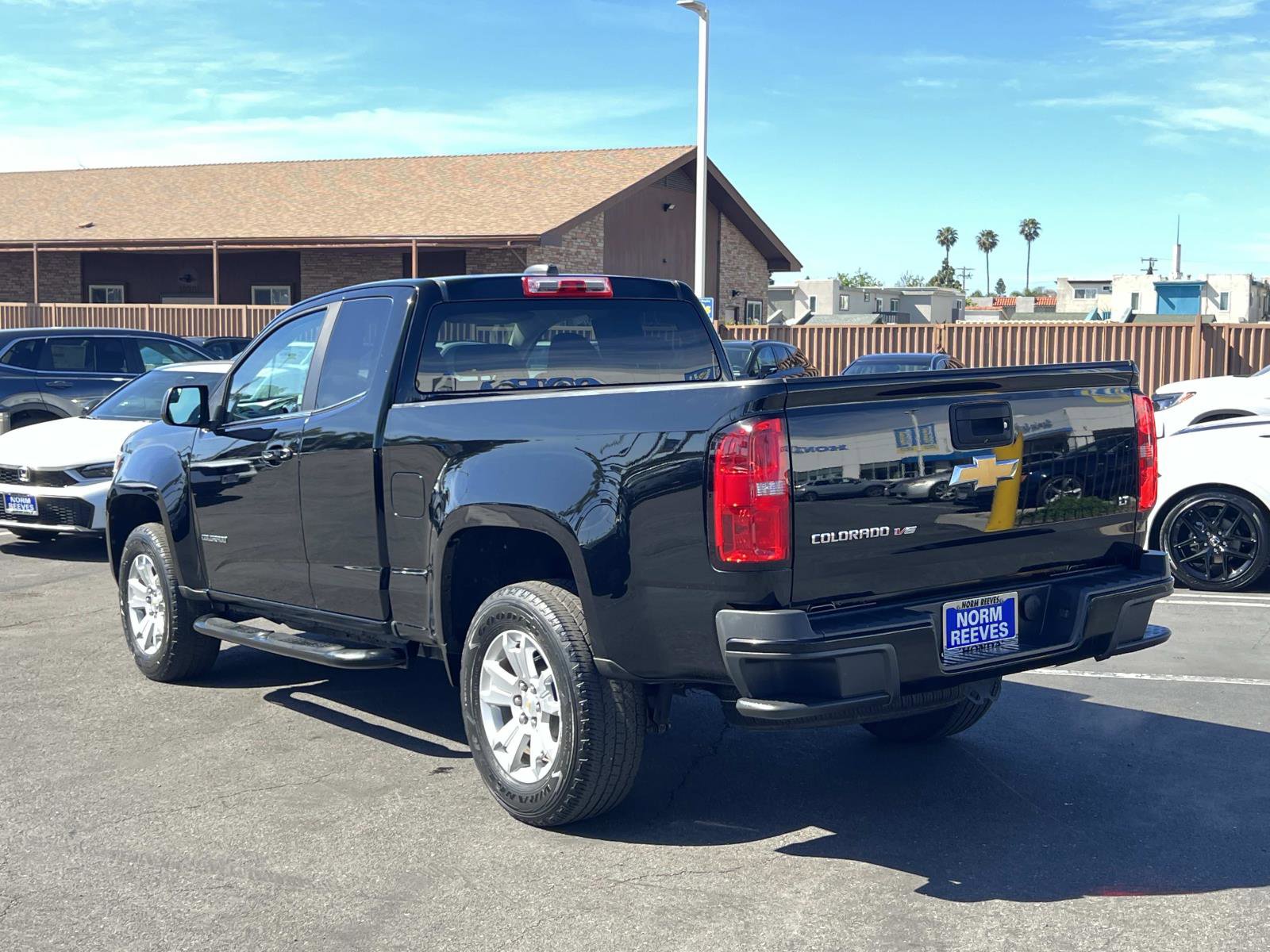Used 2019 Chevrolet Colorado LT image 3