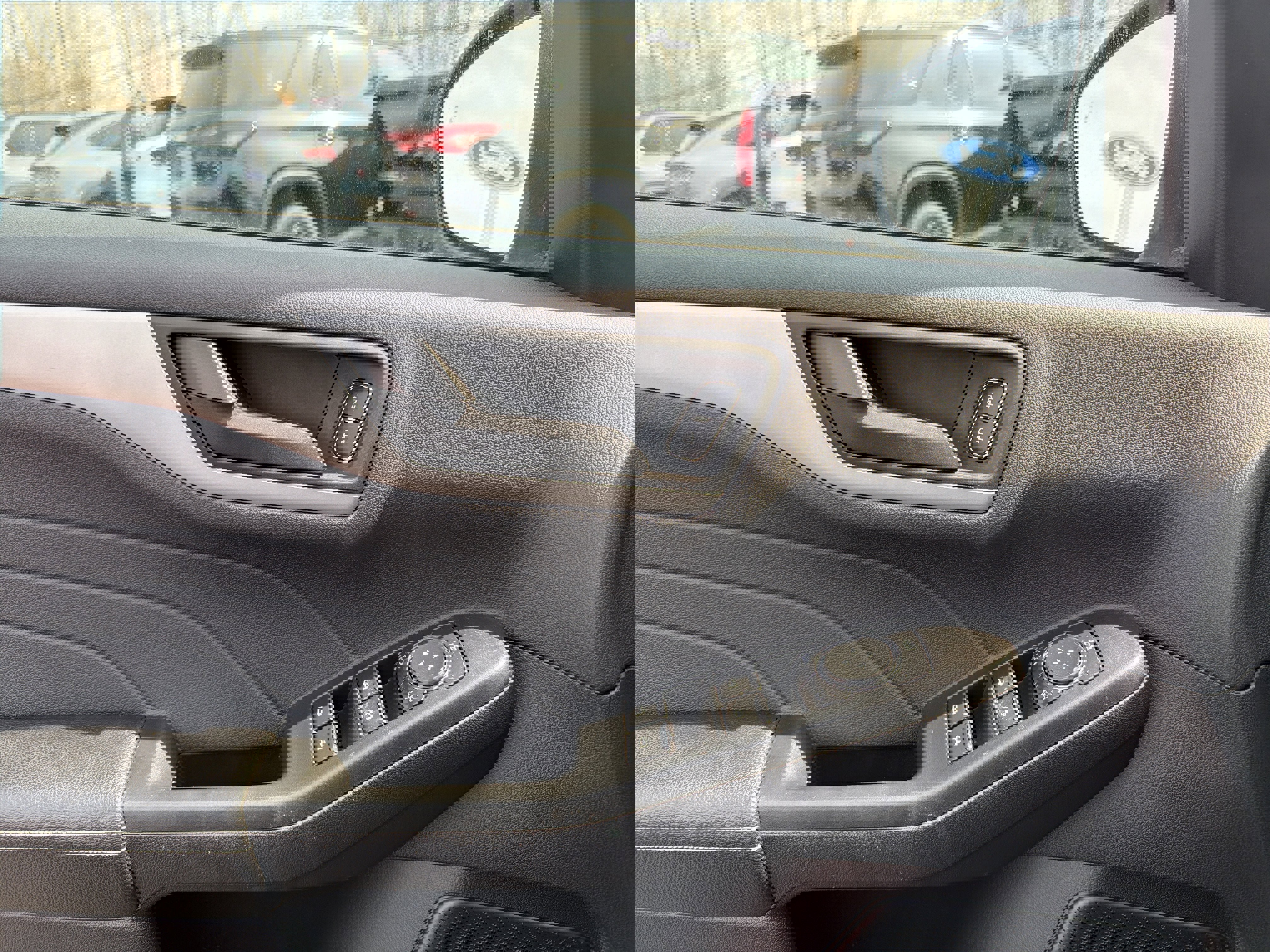 Used 2022 Ford Escape SE w/ Cold Weather Package image 14