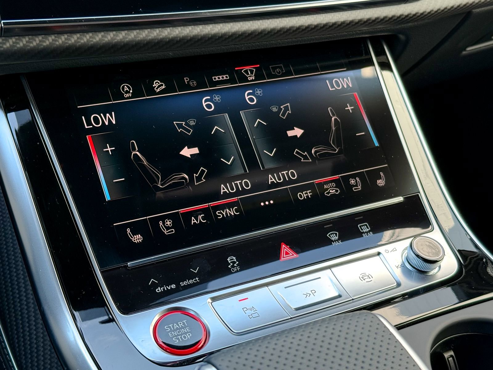 Used 2025 Audi RS Q8 performance AWD/4WD image 25