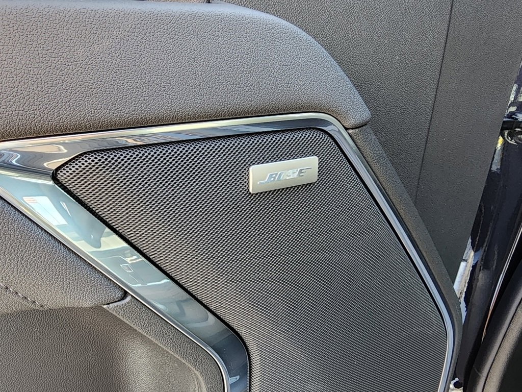 New 2026 GMC Sierra 1500 SLT image 16