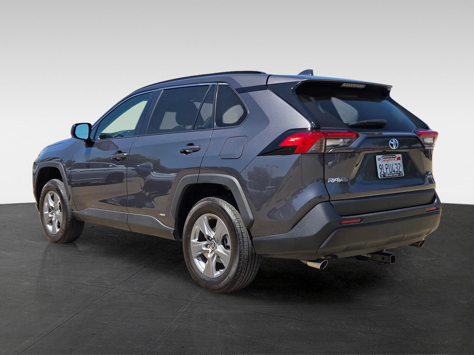 Used 2024 Toyota RAV4 LE AWD/4WD image 6