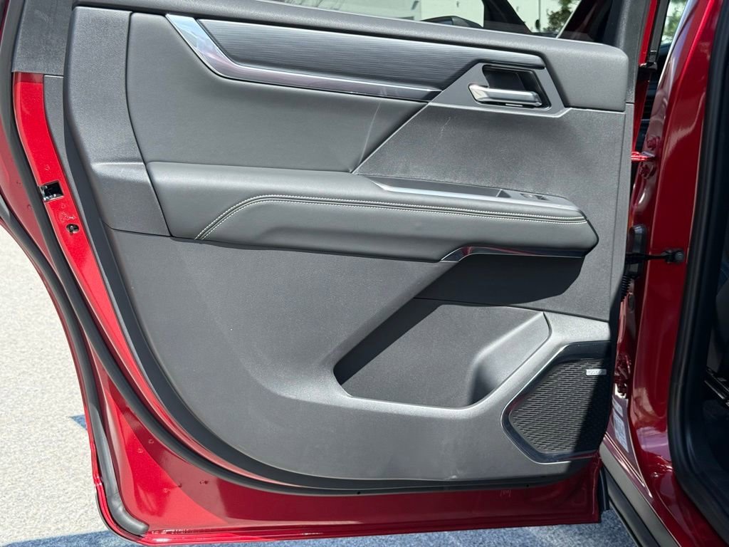 New 2026 GMC Acadia Elevation FWD image 19