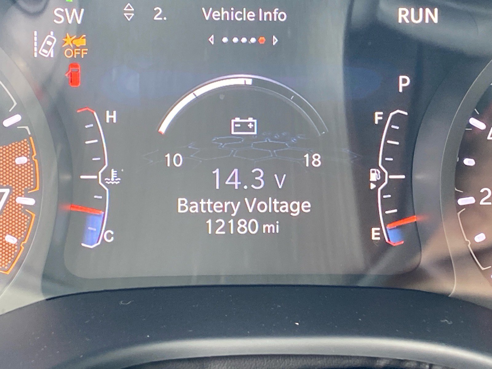 Used 2024 Jeep Compass Trailhawk image 20