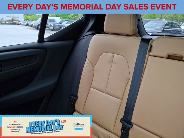 Used 2021 Volvo XC40 T5 Inscription w/ Climate Package AWD/4WD image 18
