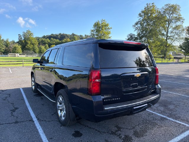 Used 2020 Chevrolet Suburban Premier w/ Max Trailering Package AWD/4WD image 7