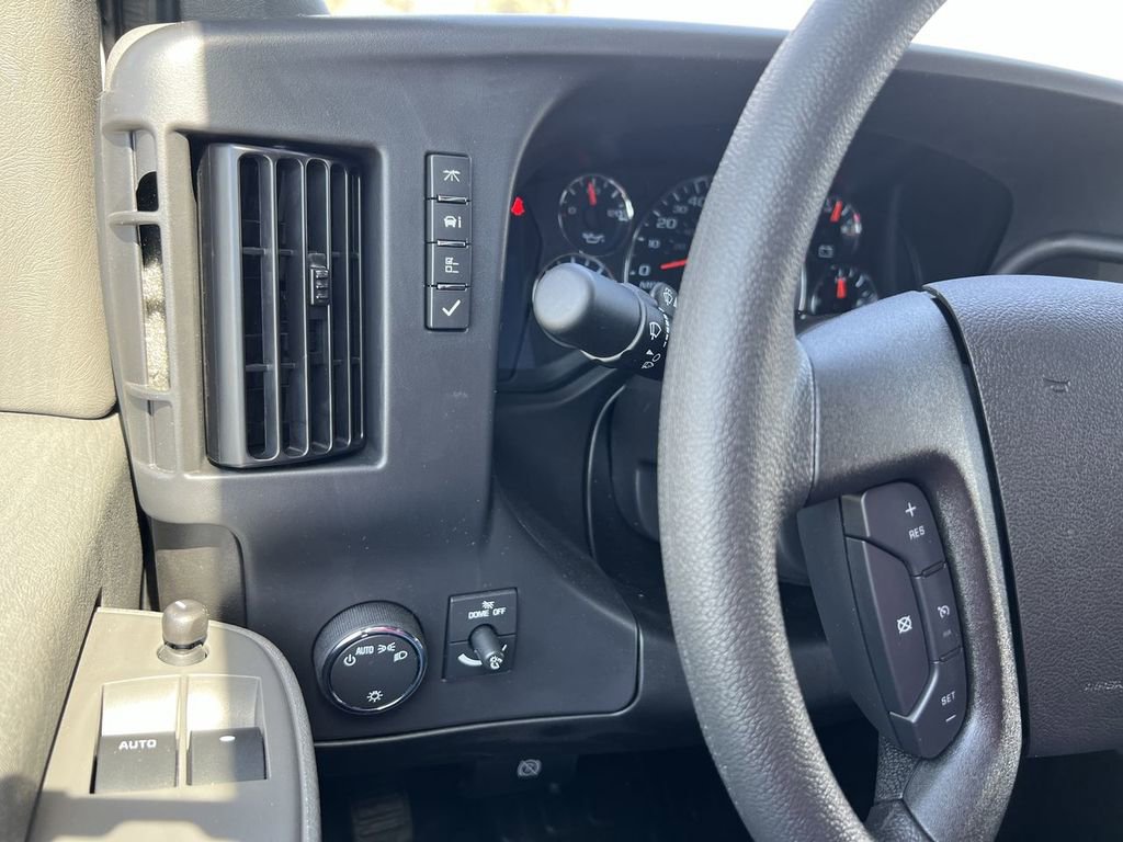 New 2025 Chevrolet Express 2500 w/ Driver Convenience Package image 20