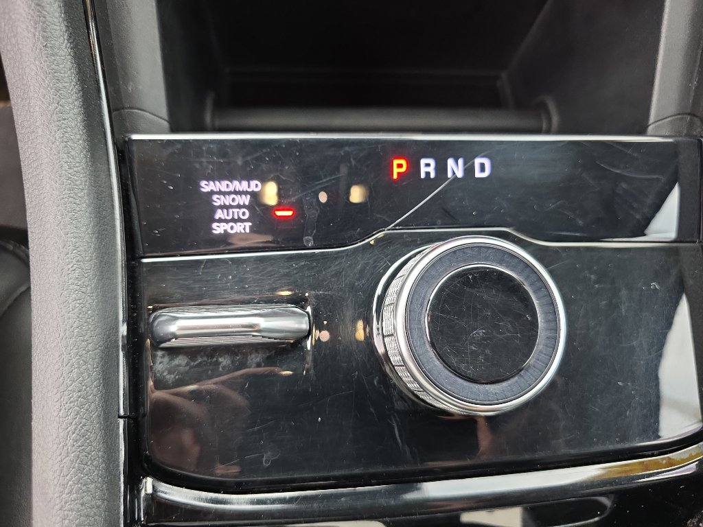 Used 2023 Jeep Grand Cherokee Limited image 30