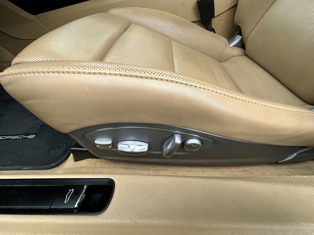 Used 2015 Porsche 911 Carrera RWD image 12
