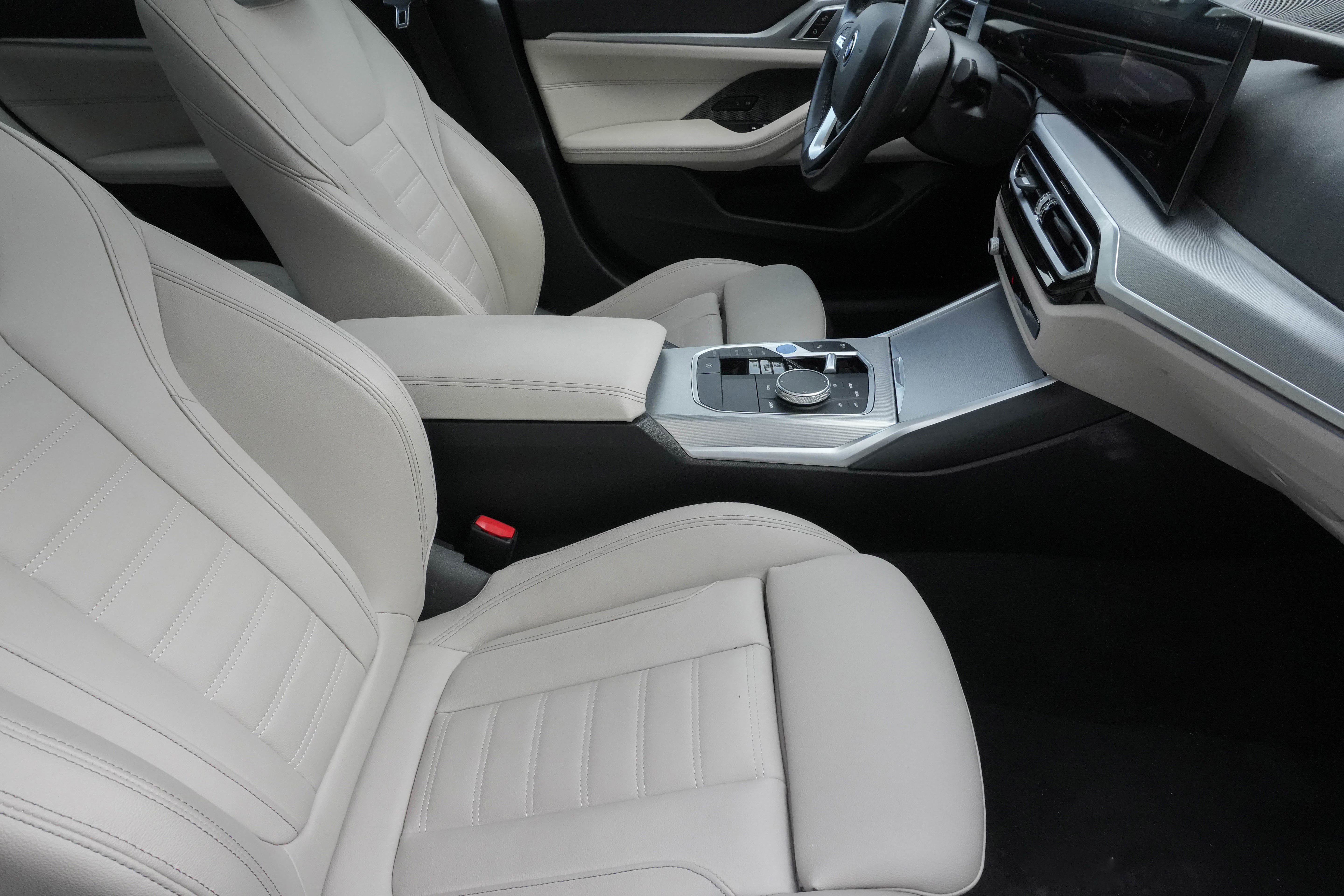 Used 2023 BMW i4 eDrive35 image 13