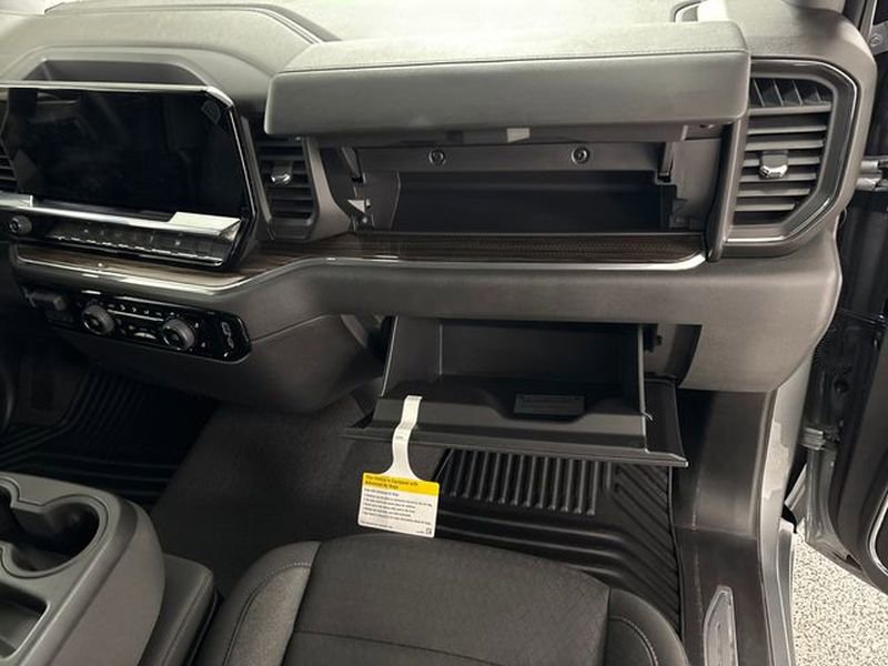 Used 2025 Chevrolet Silverado 1500 LT image 16